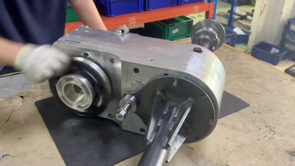 Ozimoto custom differential drive unit — real workshop photo